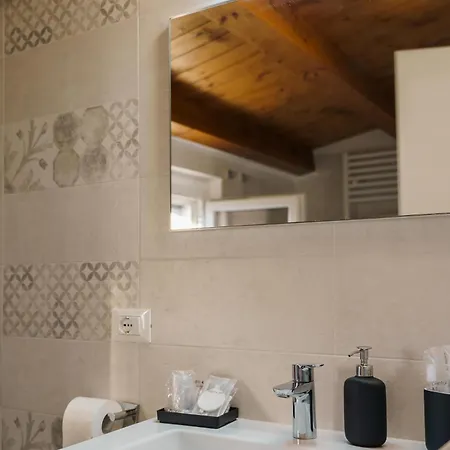 Tana Del Riccio Bed & Breakfast *