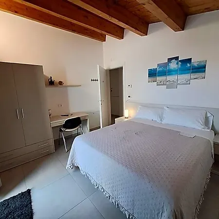 Tana Del Riccio 3*